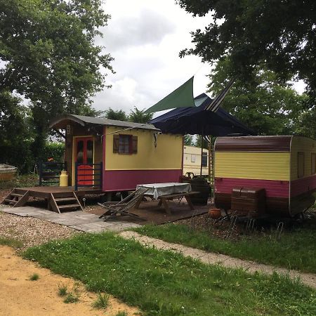 La Roulotte Chainoux Bains-sur-Oust Ngoại thất bức ảnh