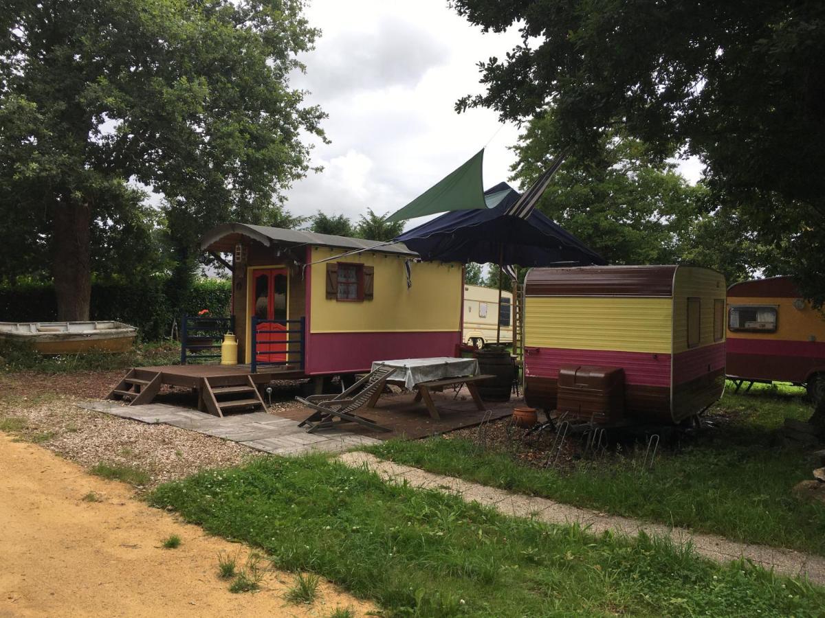 La Roulotte Chainoux Bains-sur-Oust Ngoại thất bức ảnh